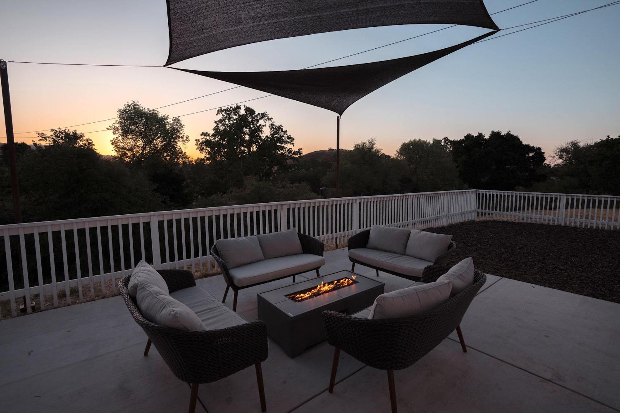 Wine Country Modern Farmhouse With Heated Pool, Hot Tub, Cybertruck Paso Robles Dış mekan fotoğraf