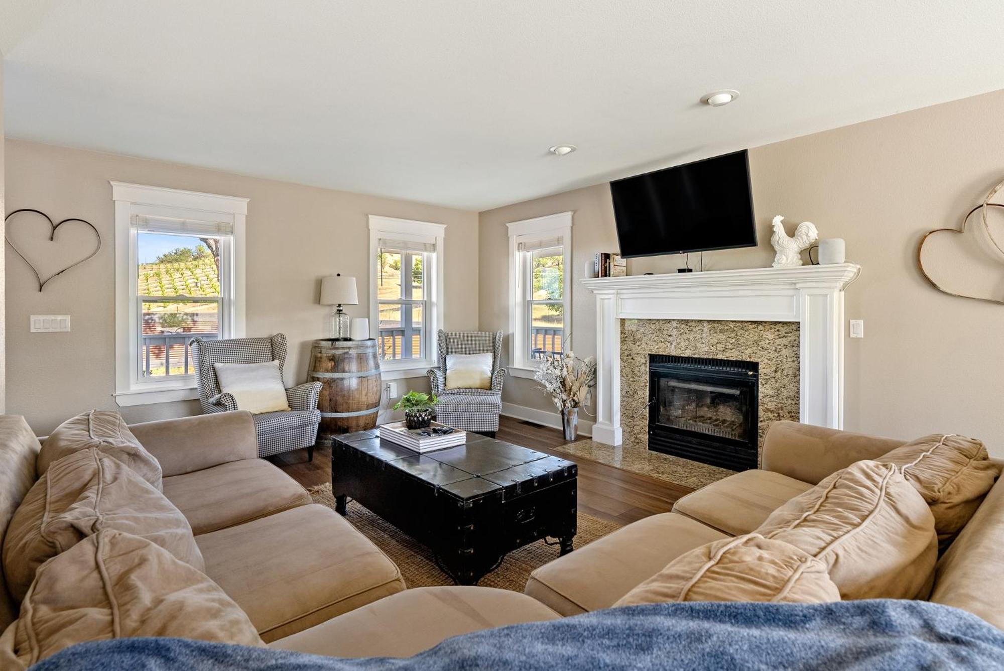 Wine Country Modern Farmhouse With Heated Pool, Hot Tub, Cybertruck Paso Robles Dış mekan fotoğraf